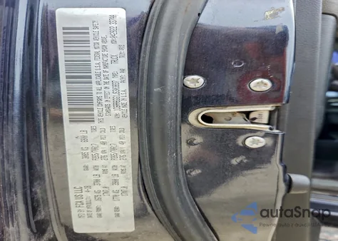 2018 Ram 1500 Slt z USA, uszkodzony, nr VIN 1C6RR6GG1JS303837